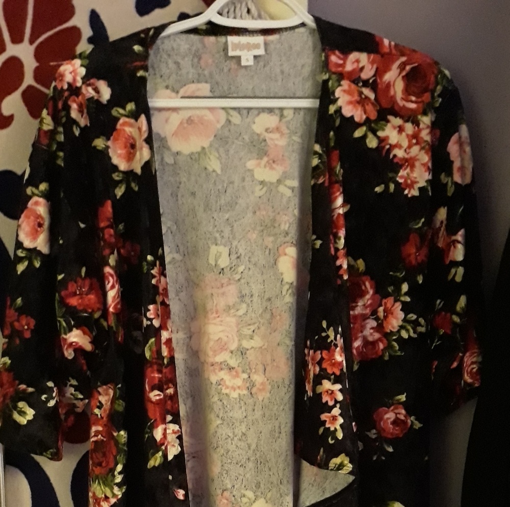 Lularoe Velvet Shirley Small